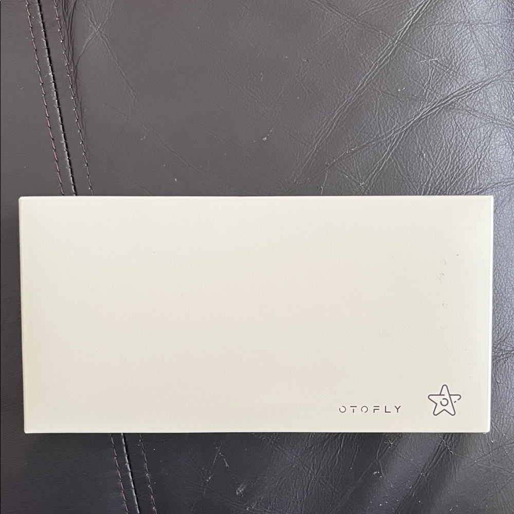 NIB OTOFLY Magnetic Case I Phone 14 Pro Max. Hot Pink